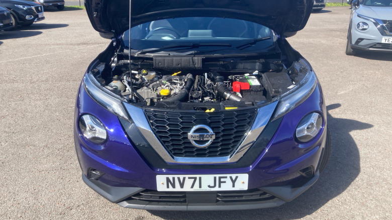 Nissan Juke 1.0 DiG-T 114 N-Connecta 5dr Petrol Hatchback